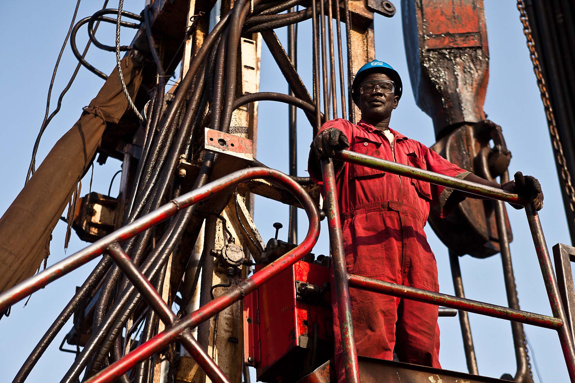 https://www.dabangasudan.org/wp-content/uploads/2023/09/101209-Oil-worker-in-Unity-State-South-Sudan-Creative-Commons-Enough-Project.jpg