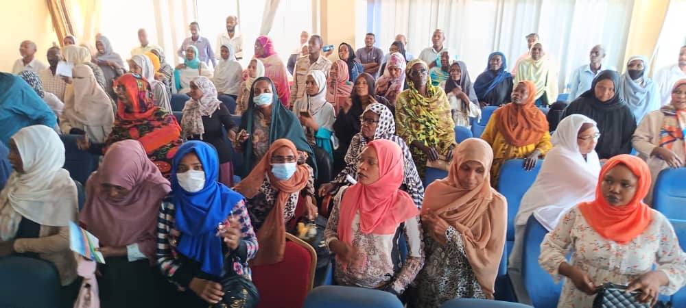 العاملون بولاية الخرطوم يباشرون مهامهم
