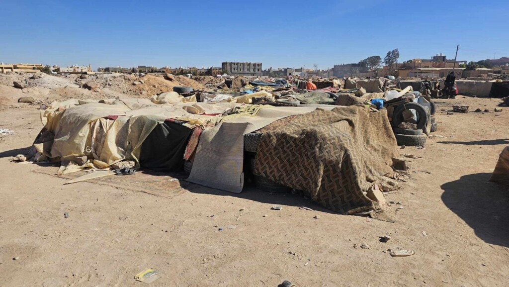 حرق معسكر مؤقت للاجئين السودانيين في سبها الليبية