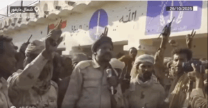 عبد الرحيم دقلو قائد ثاني قوات الدعم السريع يخاطب قواته في الفاشر- اكتوبر 2025-وسائل التواصل