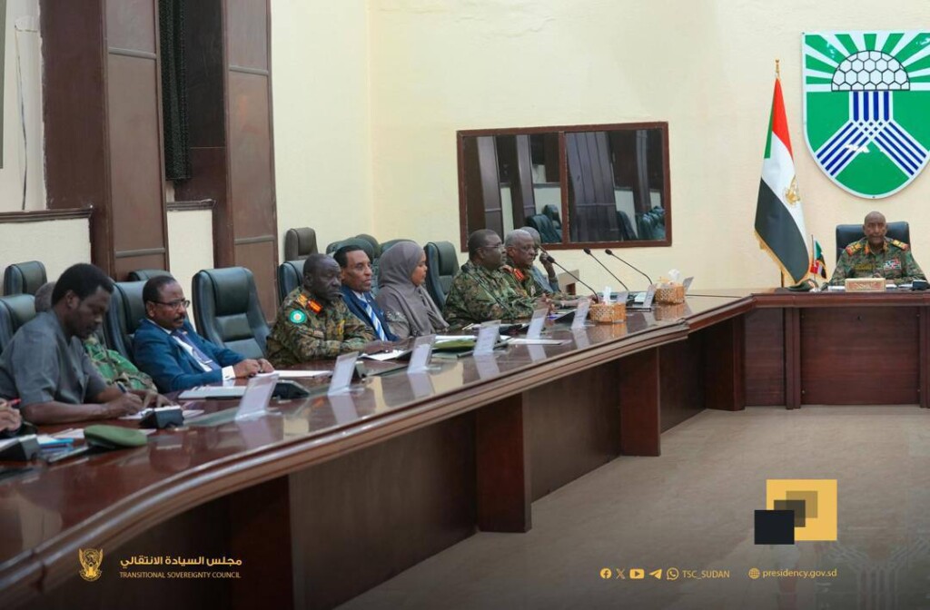 مجلس الأمن والدفاع يعقد اجتماع في الخرطوم - 4 نوفمبر 2025- إعلام مجلس السيادة