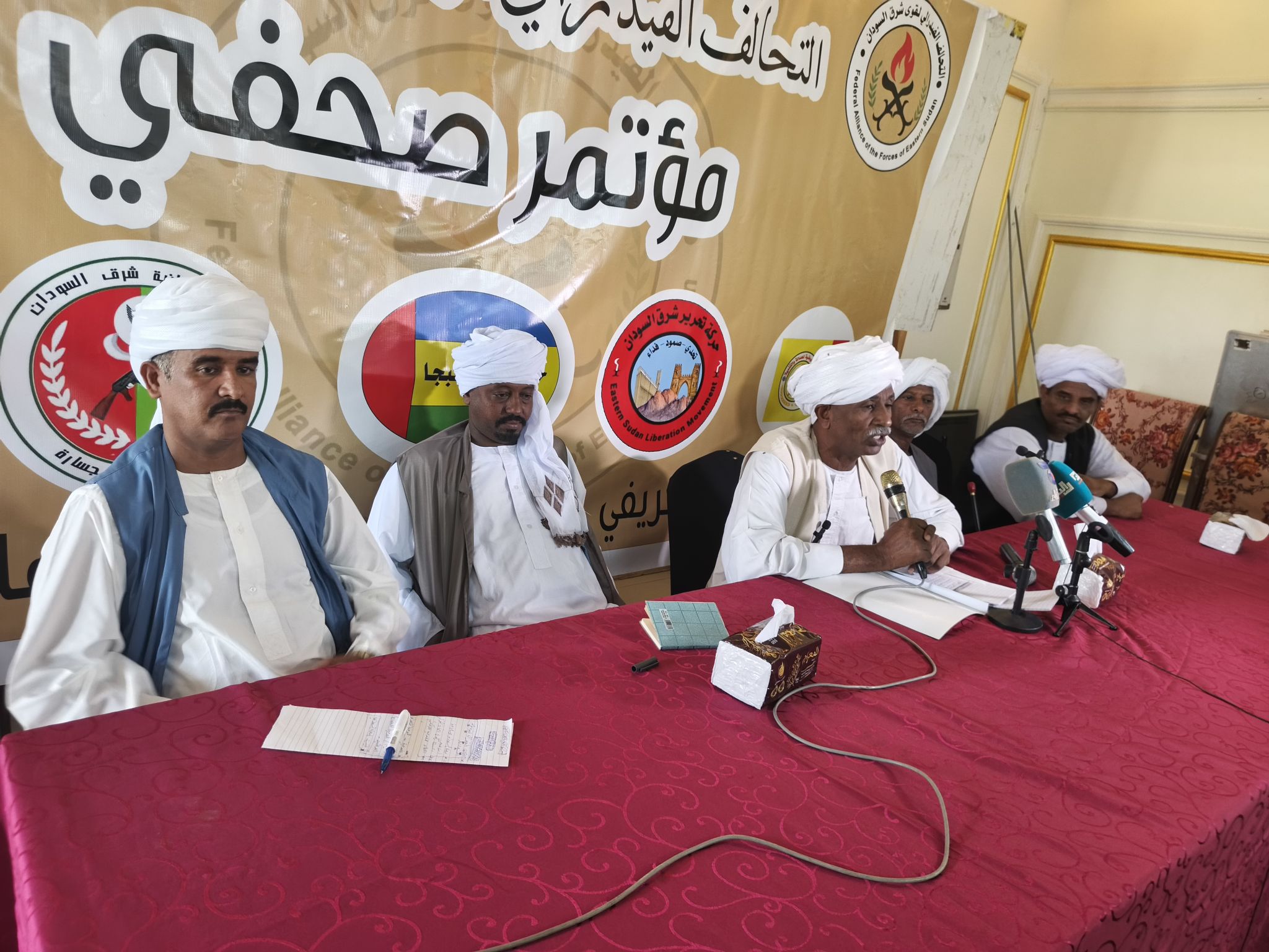 السودان – تحالف يضم خمس حركات مسلحة يبدأ نشاطه بشرق السودان