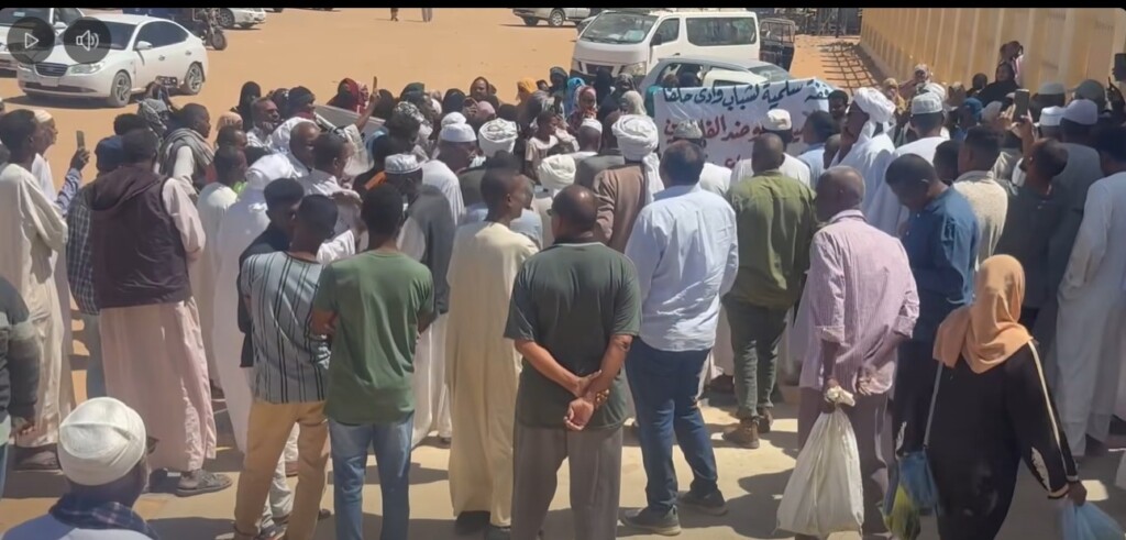 وقفة احتجاجية لمواطني وادي حلفا بالشمالية رفضا للخطة السكنية - 8 مارس 2026-وسائل التواصل