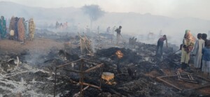 حريق في مركز إيواء نازحين في قولو بجبل مرة - 27 ابريل 2026-غرفة طوارئ قولو