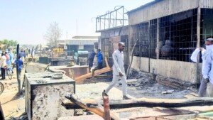 حريق في سوق موقف الجنينة في نيالا- 27 ابريل 2026- وسائل التواصل