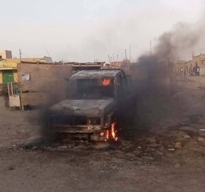 احتراق عربة تتبع للشرطة في اشتباكات ببورتسودان - يونيو 2026:وسائل التواصل