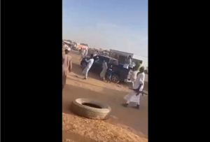 لقطة شاشة من مقطع فيديو لاشتباكات مسلحة في الدبة - 14 يوليو 2026- وسائل التواصل