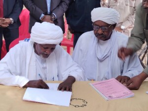 توقيع وثيقة الصلح بين الفلاتة والمالسيت في جنوب دارفور -اكتوبر 2026- الإدارة المدنية بجنوب دارفور